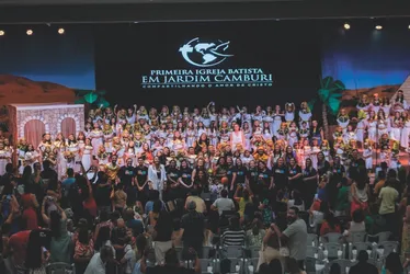 
          Imagem ilustrativa da imagem Musical de Natal com mais de 130 crianças em Jardim Camburi
          