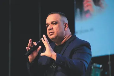 Imagem ilustrativa da imagem Noite de fé e adoração na ADNV do Bairro de Fátima