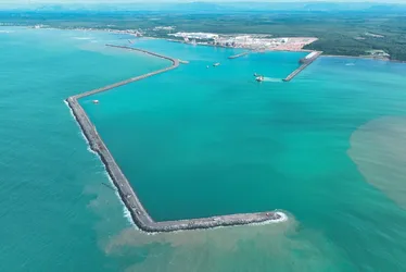 
          Imagem ilustrativa da imagem Nova escola vai ensinar profissão na área portuária para ganhar até 7 mil
          