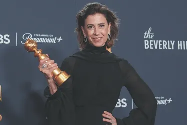 
          Imagem ilustrativa da imagem “O Agente Secreto” recebe 3 indicações e faz história no Globo de Ouro
          