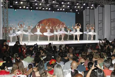 
          Imagem ilustrativa da imagem "O Quebra Nozes Capixaba": Espetáculo de Natal encanta plateia em Vila Velha
          