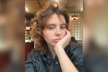 
          Imagem ilustrativa da imagem "O preconceito vem de vários lados", diz Flor Gil sobre sexualidade e carreira
          