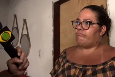 Imagem ilustrativa da imagem Ônibus pega fogo em Paulista, destrói imóveis e mobiliza Defesa Civil