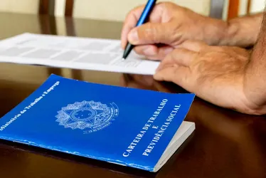 Imagem ilustrativa da imagem Santander abre vagas para assessores de investimentos na RMR, Caruaru e Petrolina