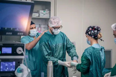 
          Imagem ilustrativa da imagem Pernambuco abre 1.653 vagas para Residências em Saúde com ingresso em 2026
          