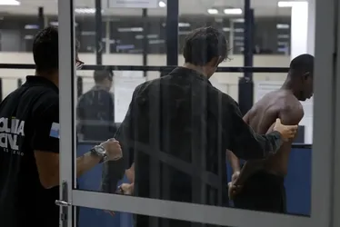 Imagem ilustrativa da imagem Polícia do Rio cumpriu 20 dos 100 mandados de prisão da Operação Contenção