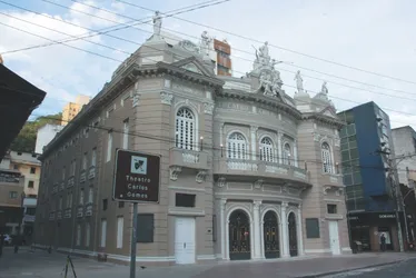 Imagem ilustrativa da imagem Por dentro do novo Teatro Carlos Gomes