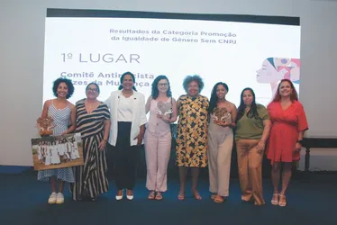 
          Imagem ilustrativa da imagem Prêmio Elas: campeãs de boas ideias para incentivar as mulheres
          