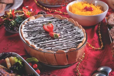 
          Imagem ilustrativa da imagem Preparativos para o Natal: veja onde encomendar itens para a ceia
          