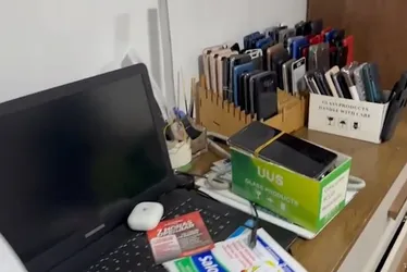 Imagem ilustrativa da imagem Quem é o homem que dava ‘curso’ de debloqueio de celulares roubados e tinha ‘clientes’ pelo País