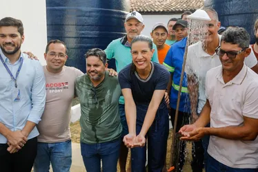 
          Imagem ilustrativa da imagem Raquel Lyra diz que todas as escolas estaduais serão reformadas até 2026
          