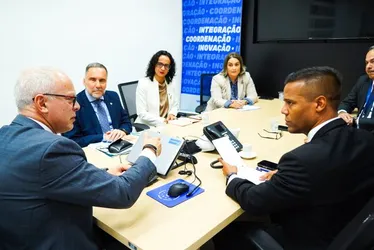 Imagem ilustrativa da imagem Rio e União discutem fronteiras e verba para operações em reunião do ‘escritório’ contra o crime