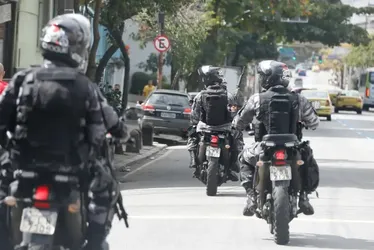 Imagem ilustrativa da imagem Rio prepara novas operações com foco em braços financeiro e político do CV