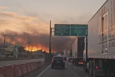 
          Imagem ilustrativa da imagem Rio tem tiroteio pelo segundo dia consecutivo; operação fecha Avenida Brasil
          