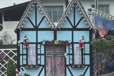 
          Imagem ilustrativa da imagem Roteiro para se encantar com as vilas de Natal no ES
          