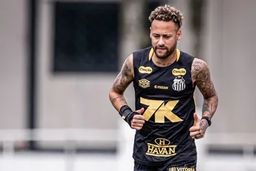
          Imagem ilustrativa da imagem Santos tenta redução salarial e quer propor renovação até a Copa a Neymar
          