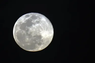 Imagem ilustrativa da imagem Segunda superlua do ano poderá ser vista no Brasil por 3 dias