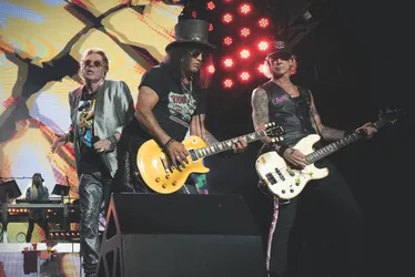 
          Imagem ilustrativa da imagem Show histórico em Cariacica: Guns N’ Roses vem com formação original ao ES
          