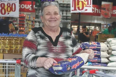 Imagem ilustrativa da imagem Supermercados e materiais de construção fechados aos domingos a partir de 2026