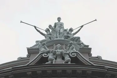 Imagem ilustrativa da imagem Teatro Carlos Gomes reabre no dia 22 com show na Costa Pereira