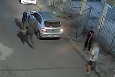 Imagem ilustrativa da imagem VÍDEO | Suspeitos levam carro de morador e atiram contra vítima em Vila Velha