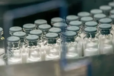 
          Imagem ilustrativa da imagem Vacina contra a dengue do Butantan começa a ser aplicada em janeiro
          