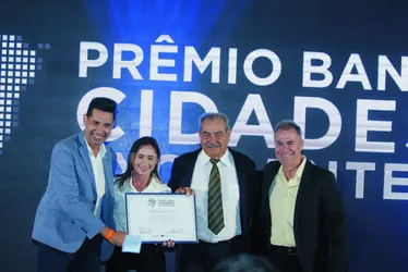 
          Imagem ilustrativa da imagem Veja as imagens do Prêmio Band Cidades Excelentes
          