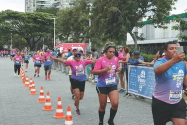 
          Imagem ilustrativa da imagem Veja imagens dos participantes da Corrida Tribuna Ruas da Cidade
          