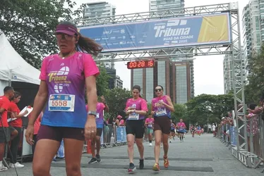 
          Imagem ilustrativa da imagem Veja imagens dos participantes da Corrida Tribuna Ruas da Cidade
          