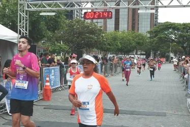 
          Imagem ilustrativa da imagem Veja imagens dos participantes da Corrida Tribuna Ruas da Cidade
          