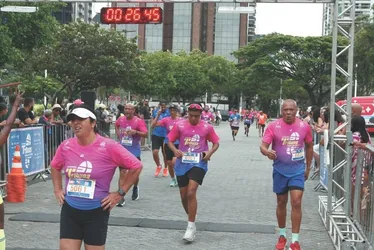 
          Imagem ilustrativa da imagem Veja imagens dos participantes da Corrida Tribuna Ruas da Cidade
          