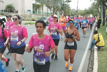
          Imagem ilustrativa da imagem Veja imagens dos participantes da Corrida Tribuna Ruas da Cidade
          