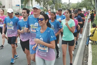 
          Imagem ilustrativa da imagem Veja imagens dos participantes da Corrida Tribuna Ruas da Cidade
          