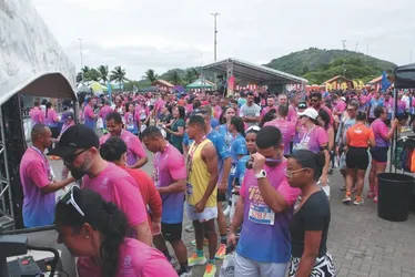 
          Imagem ilustrativa da imagem Veja imagens dos participantes da Corrida Tribuna Ruas da Cidade
          