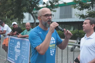 
          Imagem ilustrativa da imagem Veja imagens dos participantes da Corrida Tribuna Ruas da Cidade
          