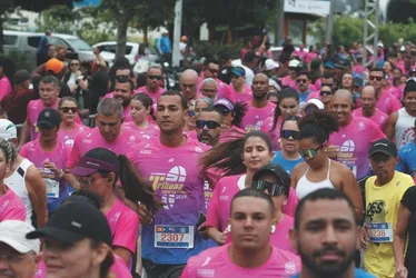 
          Imagem ilustrativa da imagem Veja imagens dos participantes da Corrida Tribuna Ruas da Cidade
          