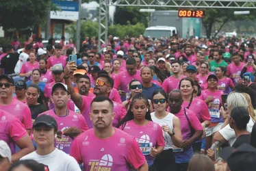
          Imagem ilustrativa da imagem Veja imagens dos participantes da Corrida Tribuna Ruas da Cidade
          