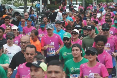 
          Imagem ilustrativa da imagem Veja imagens dos participantes da Corrida Tribuna Ruas da Cidade
          