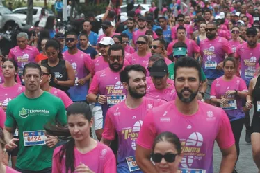 
          Imagem ilustrativa da imagem Veja imagens dos participantes da Corrida Tribuna Ruas da Cidade
          