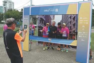 
          Imagem ilustrativa da imagem Veja imagens dos participantes da Corrida Tribuna Ruas da Cidade
          