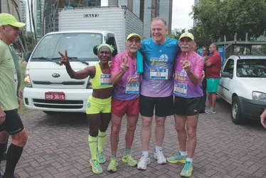 
          Imagem ilustrativa da imagem Veja imagens dos participantes da Corrida Tribuna Ruas da Cidade
          