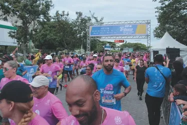 
          Imagem ilustrativa da imagem Veja imagens dos participantes da Corrida Tribuna Ruas da Cidade
          