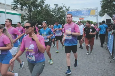 
          Imagem ilustrativa da imagem Veja imagens dos participantes da Corrida Tribuna Ruas da Cidade
          