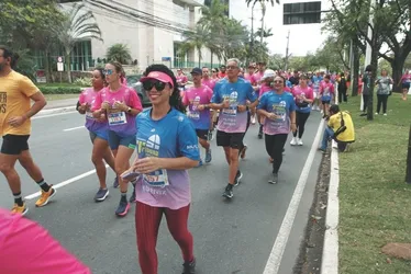 
          Imagem ilustrativa da imagem Veja imagens dos participantes da Corrida Tribuna Ruas da Cidade
          