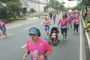 
          Imagem ilustrativa da imagem Veja imagens dos participantes da Corrida Tribuna Ruas da Cidade
          