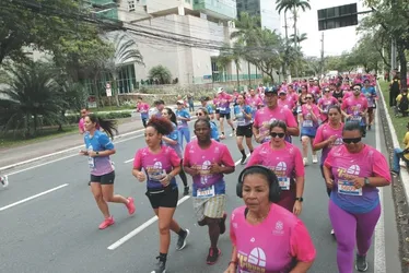 
          Imagem ilustrativa da imagem Veja imagens dos participantes da Corrida Tribuna Ruas da Cidade
          