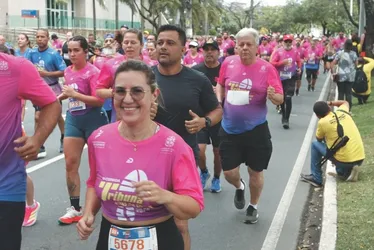 
          Imagem ilustrativa da imagem Veja imagens dos participantes da Corrida Tribuna Ruas da Cidade
          
