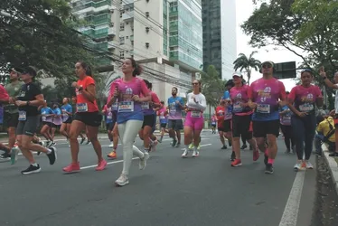 
          Imagem ilustrativa da imagem Veja imagens dos participantes da Corrida Tribuna Ruas da Cidade
          