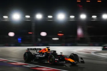 Imagem ilustrativa da imagem Verstappen domina e as duas McLaren são desclassificadas do GP de Las Vegas