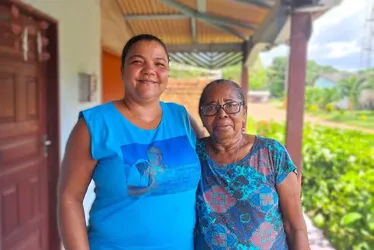 
          Imagem ilustrativa da imagem Vida de parteira que ajudou 300 nascimentos no ES vira filme
          